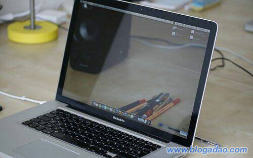 Monitores Transparentes