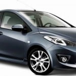 Mazda 2 - Fotos e Vídeos