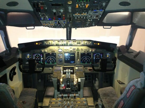 replica-cockpit-boing-737-1