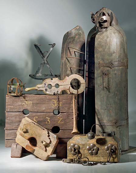 Instrumentos utilizados na “dama de ferro”.